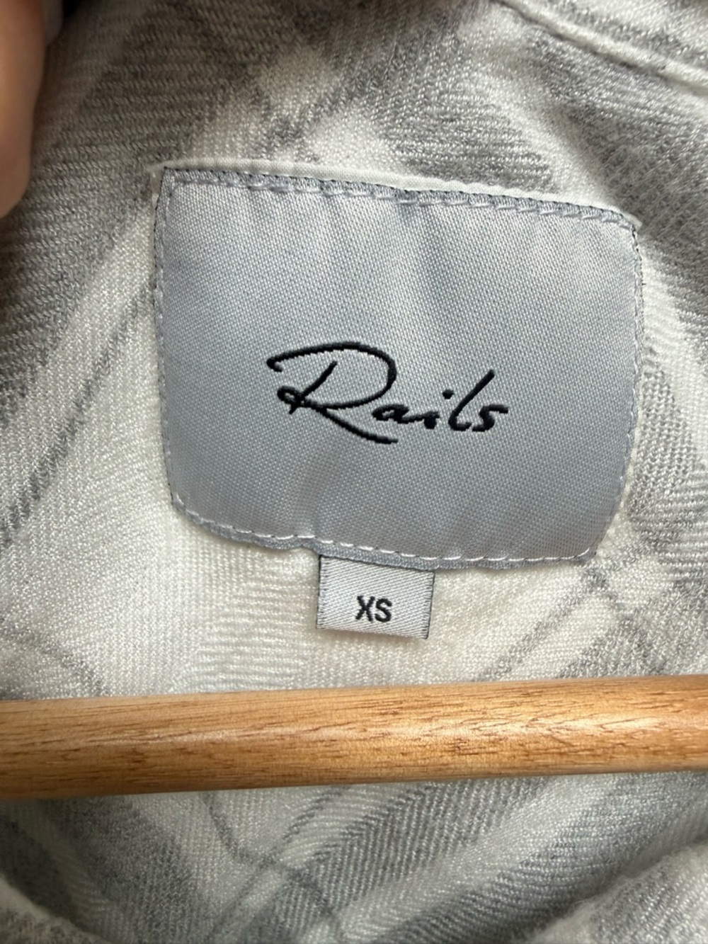 Rails Hunter Plaid Button Down Shirt White Gray Soft Flannel-Style Top XS - Picture 2 of 9